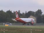 Niki A 320-214 OE-LEX beim Start in Berlin-Tegel am 27.09.2014