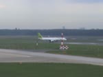 Air Baltic B 757-256 YL-BDB beim Start in Berlin-Tegel am 04.09.2010