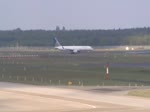 United Airlines B 757-224 N12109 beim Start in Berlin-Tegel am 27.04.2014
