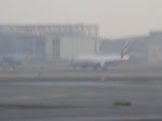 Eine startende B777 der Emirates in Dubai  06.01.2014