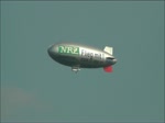 Blimp WDL 1B am 3. September 2011 ber Duisburg.